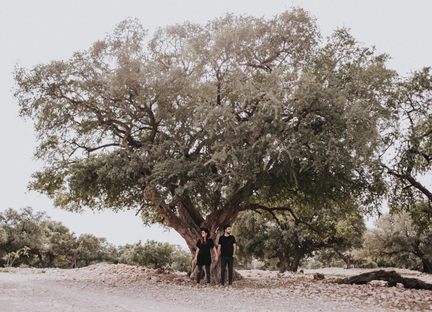 028_coupleshoot_couplegoals_paarshooting_marokko_morocco_marrakesch_essaouira_travelcouple_travel_allblack_photographer_fotograf_travelphotographer