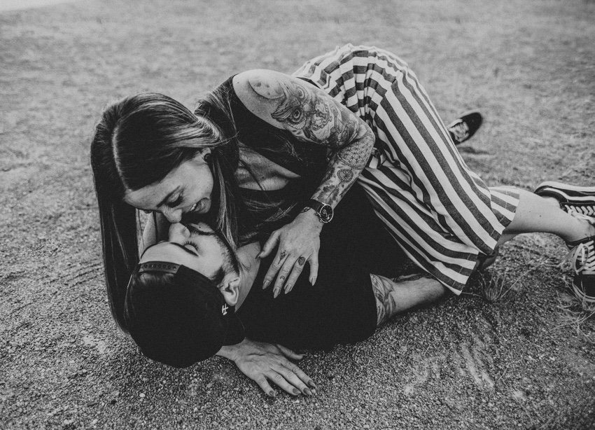 004_engagement_shoot_shooting_couple_couplegoals_tattoo_bridetobe_tattoocouple_paerchen_fotograf_nrw_zeche_recklinghausen_zechekarl_industrie_industrial_skatepark_hochzeitsfotograf_ruhrgebiet_weddingphotographer