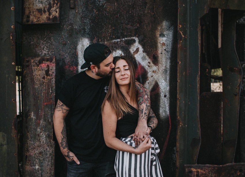 008_engagement_shoot_shooting_couple_couplegoals_tattoo_bridetobe_tattoocouple_paerchen_fotograf_nrw_zeche_recklinghausen_zechekarl_industrie_industrial_skatepark_hochzeitsfotograf_ruhrgebiet_weddingphotographer
