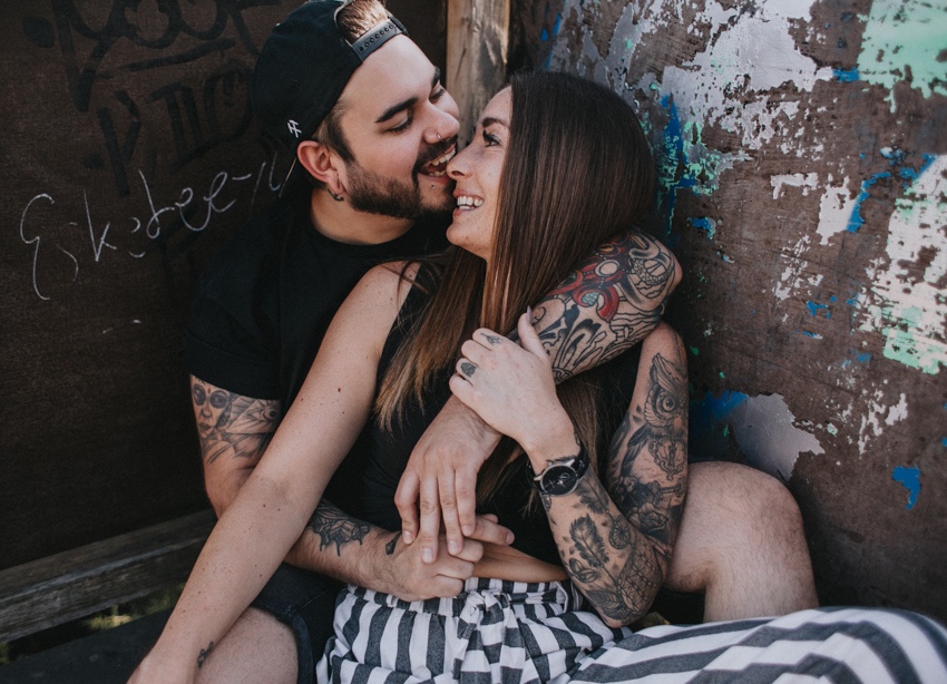 025_engagement_shoot_shooting_couple_couplegoals_tattoo_bridetobe_tattoocouple_paerchen_fotograf_nrw_zeche_recklinghausen_zechekarl_industrie_industrial_skatepark_hochzeitsfotograf_ruhrgebiet_weddingphotographer