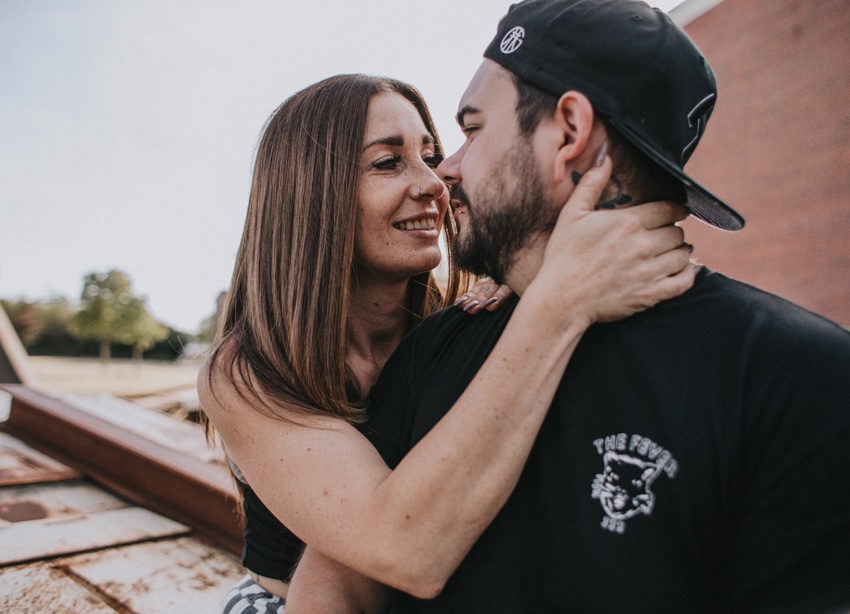 041_engagement_shoot_shooting_couple_couplegoals_tattoo_bridetobe_tattoocouple_paerchen_fotograf_nrw_zeche_recklinghausen_zechekarl_industrie_industrial_skatepark_hochzeitsfotograf_ruhrgebiet_weddingphotographer