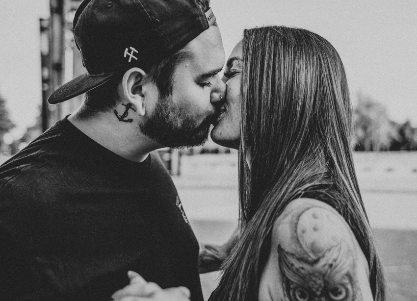 047_engagement_shoot_shooting_couple_couplegoals_tattoo_bridetobe_tattoocouple_paerchen_fotograf_nrw_zeche_recklinghausen_zechekarl_industrie_industrial_skatepark_hochzeitsfotograf_ruhrgebiet_weddingphotographer